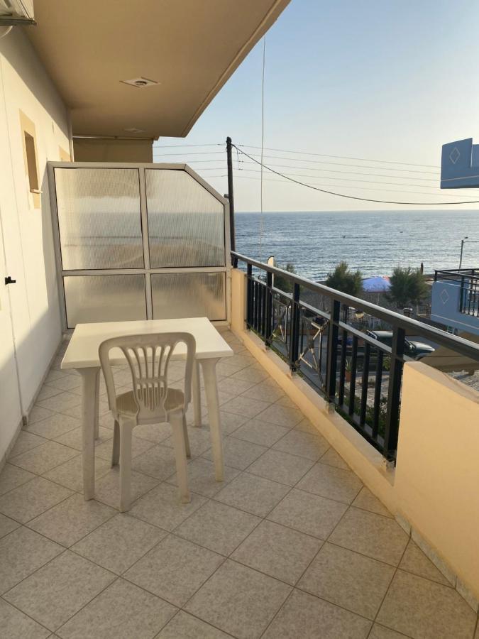 Sindonia Beach Apartment'S Psari Forada Exterior photo