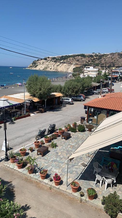Sindonia Beach Apartment'S Psari Forada Exterior photo